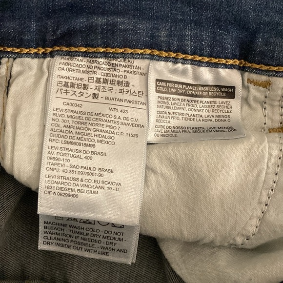 Levi’s high rise super skinny - Picture 4 of 4